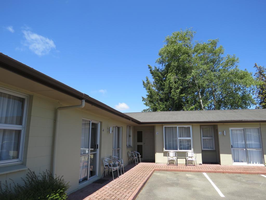 Motel Courtney 3*